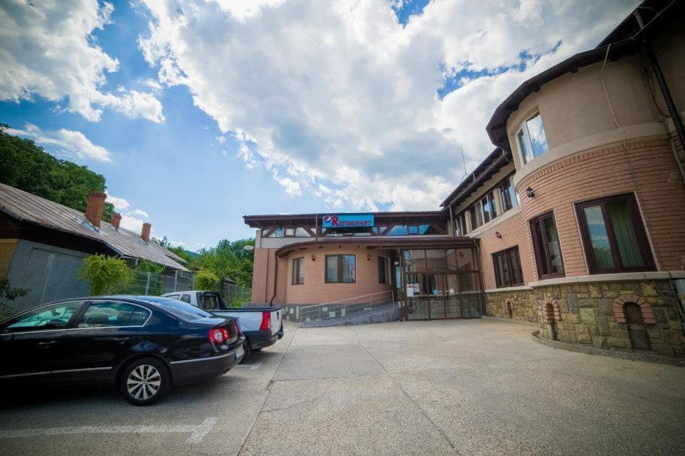 Hotel Gclub Breaza  Dış mekan fotoğraf