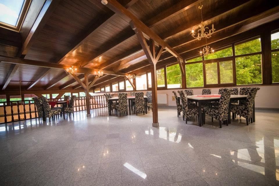 Hotel Gclub Breaza  Dış mekan fotoğraf